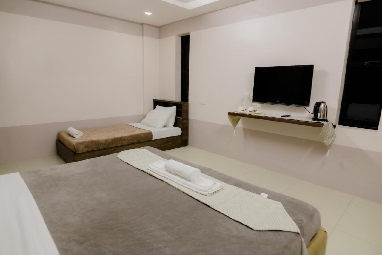 The Horizon Suites And Arcade General Santos City Экстерьер фото