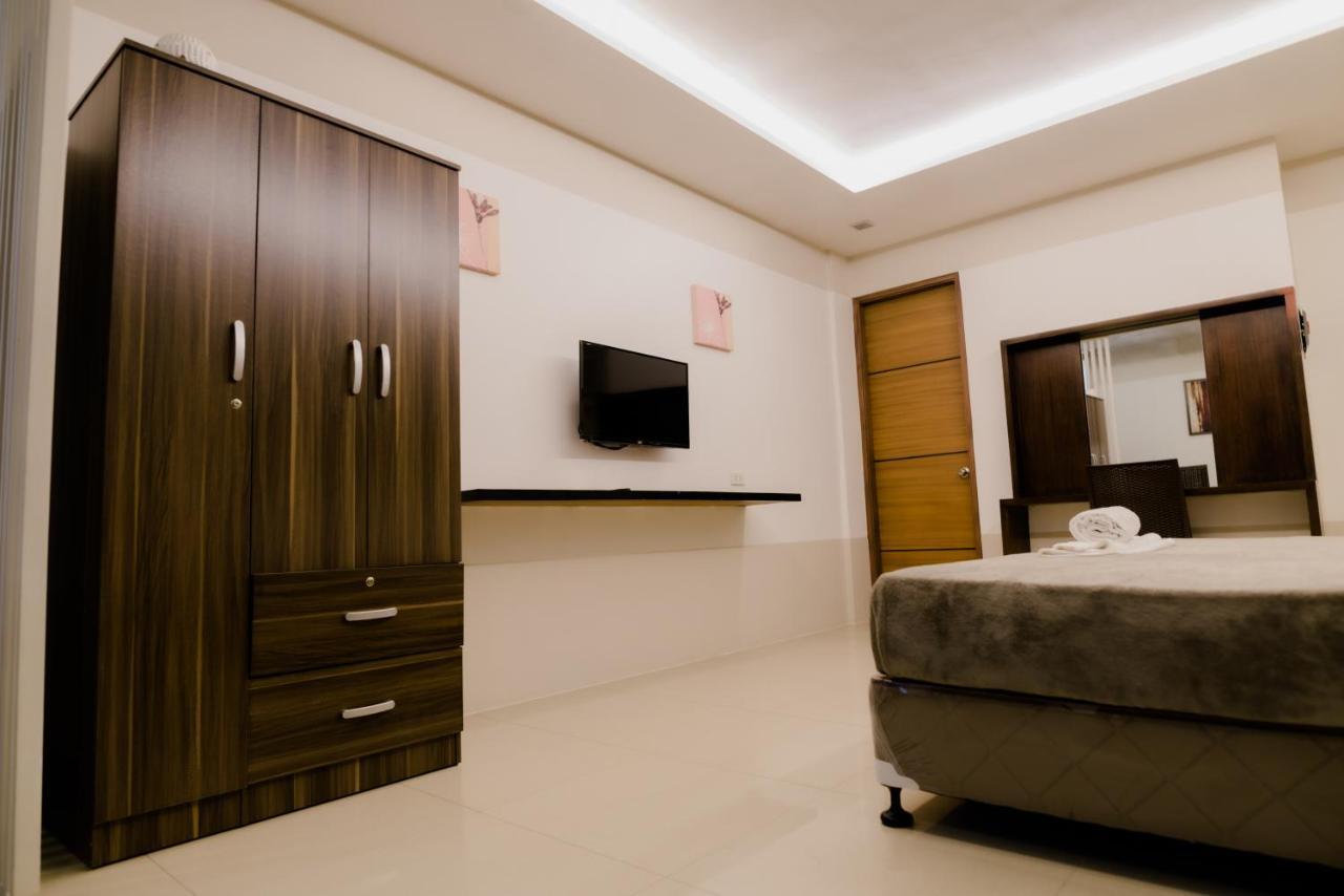 The Horizon Suites And Arcade General Santos City Экстерьер фото